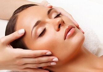 Procedimientos cosméticos para el rejuvenecimiento de la piel del rostro.